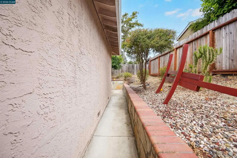 1220 Fascination Cir Richmond, CA 94803