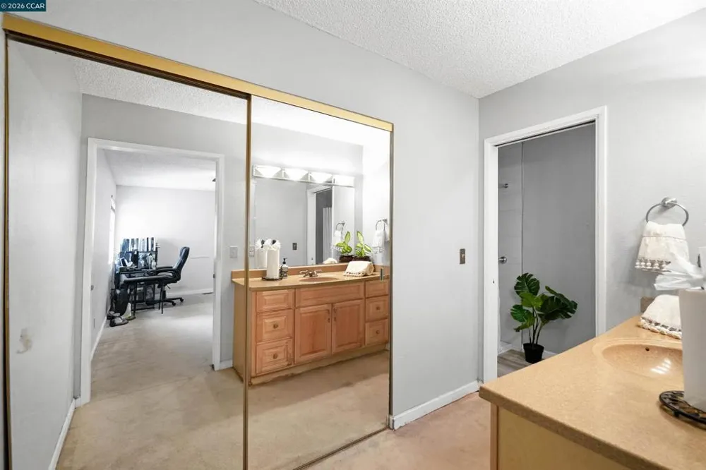 1220 Fascination Cir Richmond, CA 94803