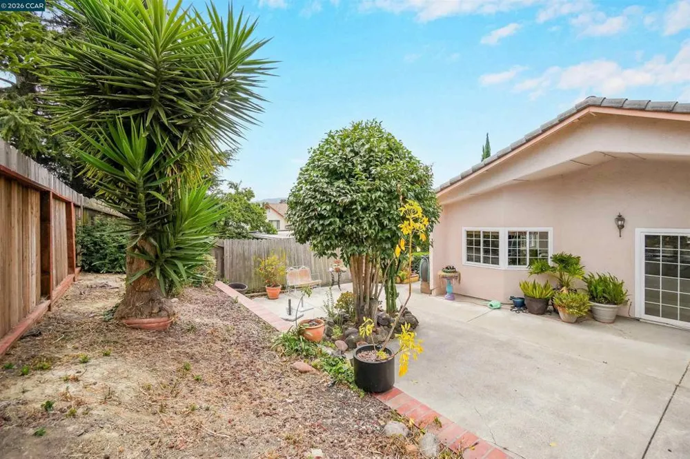 1220 Fascination Cir Richmond, CA 94803