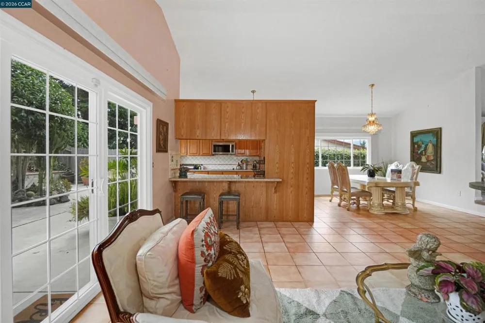 1220 Fascination Cir Richmond, CA 94803