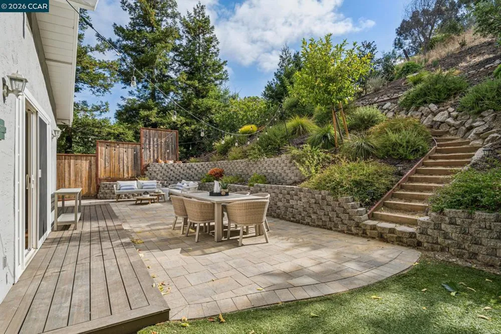 1064 Leland Drive Lafayette, CA 94549