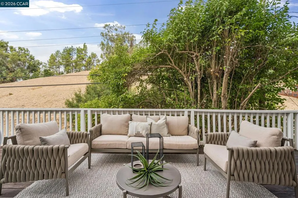 1064 Leland Drive Lafayette, CA 94549