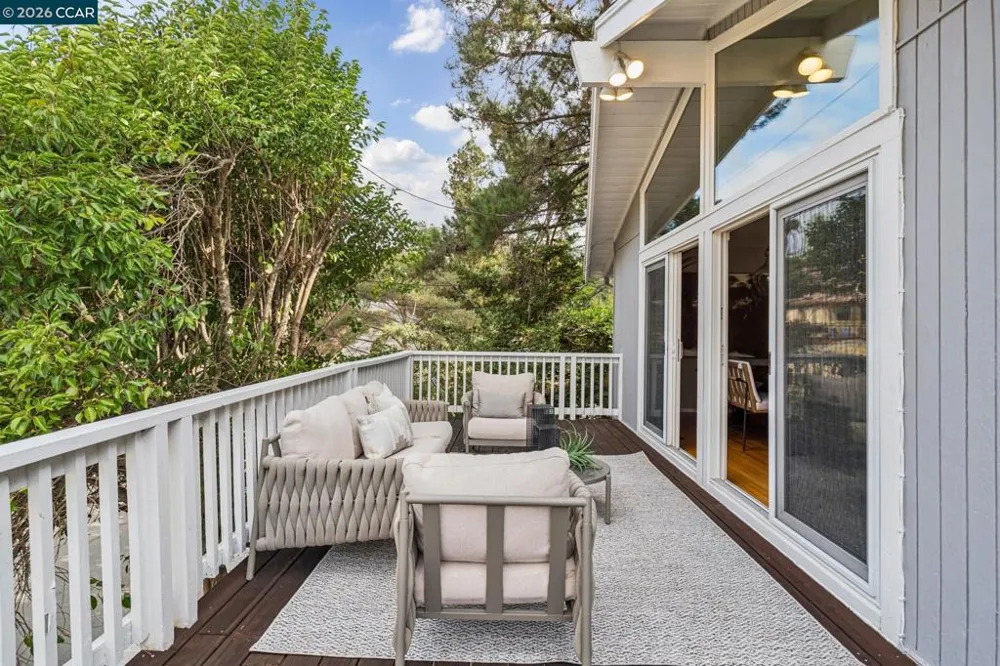 1064 Leland Drive Lafayette, CA 94549
