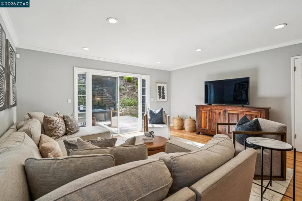 1064 Leland Drive Lafayette, CA 94549