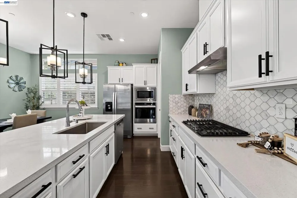 3868 Stanley Blvd Pleasanton, CA 94566