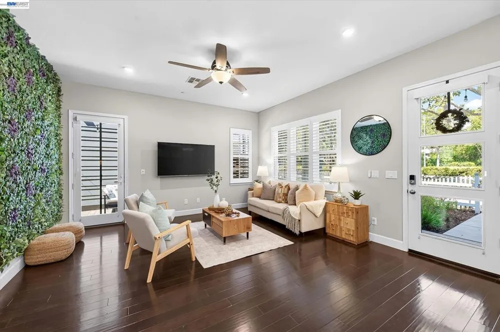 3868 Stanley Blvd Pleasanton, CA 94566