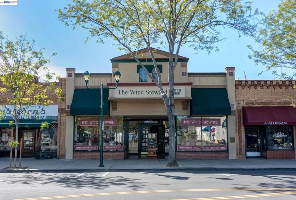 3868 Stanley Blvd Pleasanton, CA 94566
