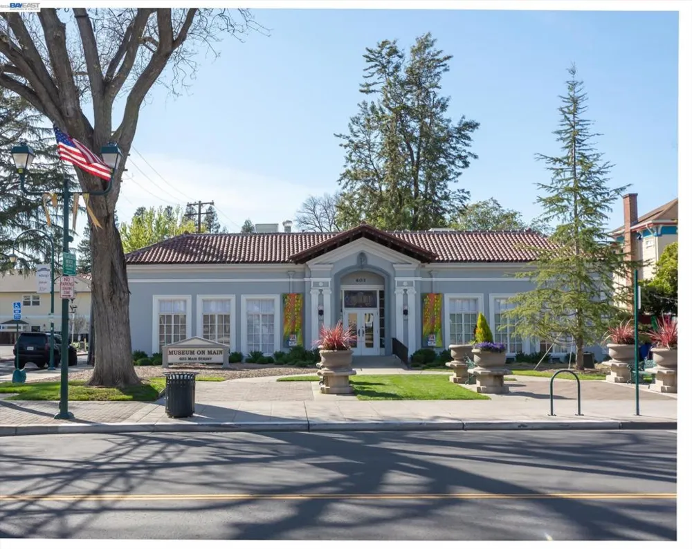 3868 Stanley Blvd Pleasanton, CA 94566
