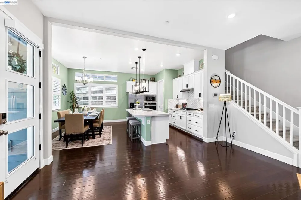 3868 Stanley Blvd Pleasanton, CA 94566