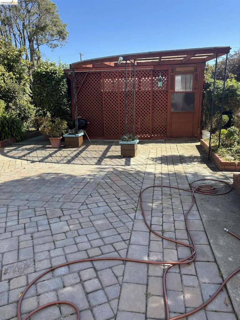 444 28TH  ST Richmond, CA 94804