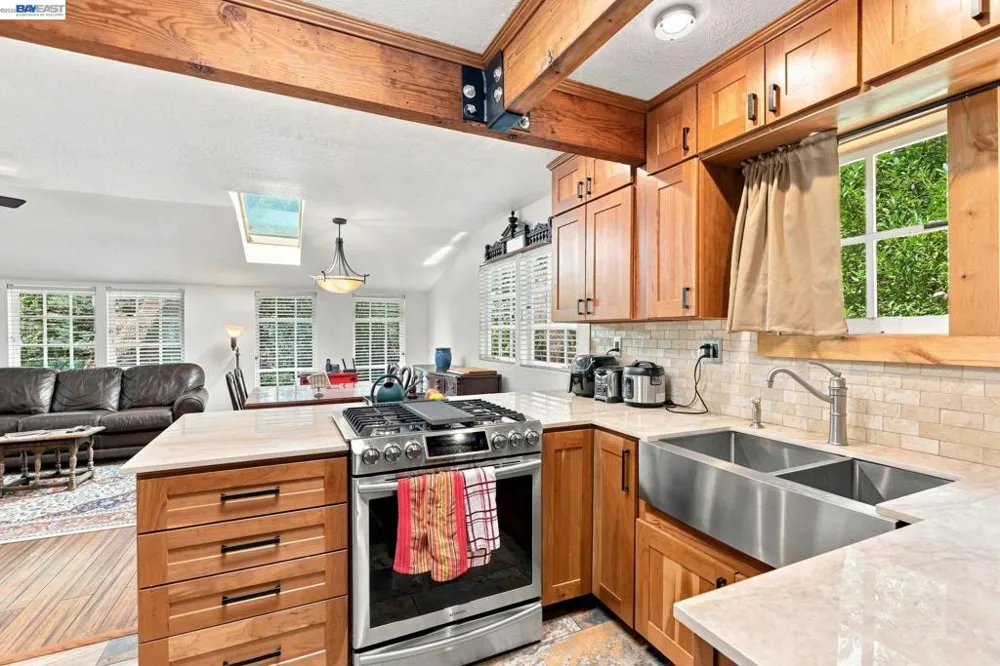 2315 Kilkare Rd Sunol, CA 94586