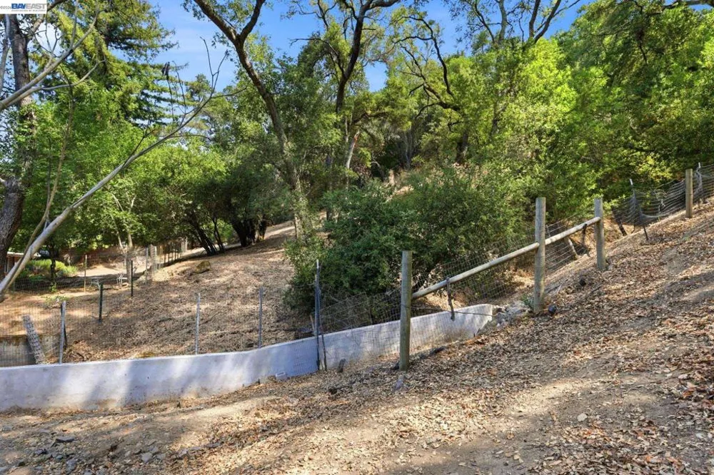 2315 Kilkare Rd Sunol, CA 94586
