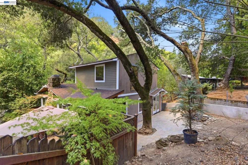 2315 Kilkare Rd Sunol, CA 94586