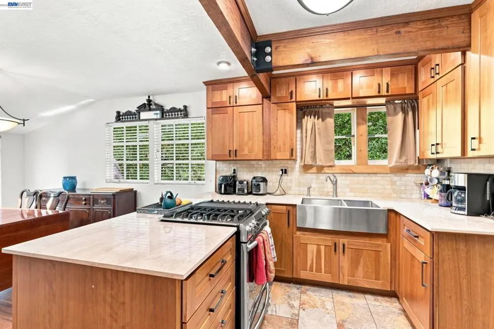 2315 Kilkare Rd Sunol, CA 94586