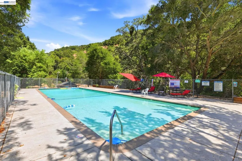 2315 Kilkare Rd Sunol, CA 94586
