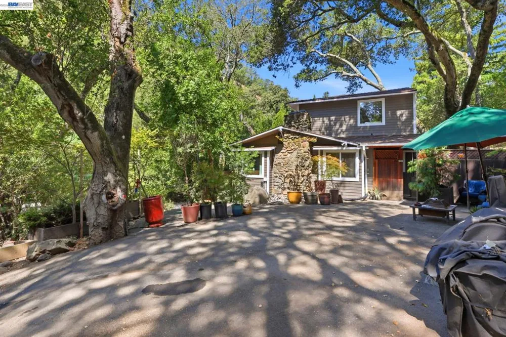 2315 Kilkare Rd Sunol, CA 94586