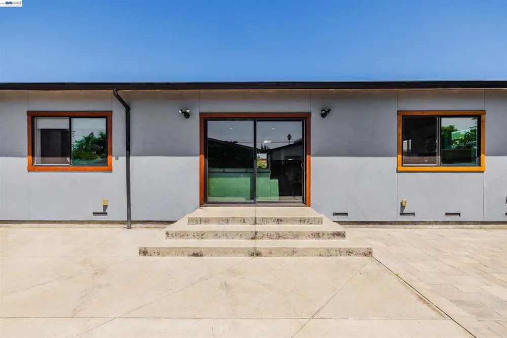 2520 Garvin Ave Richmond, CA 94804