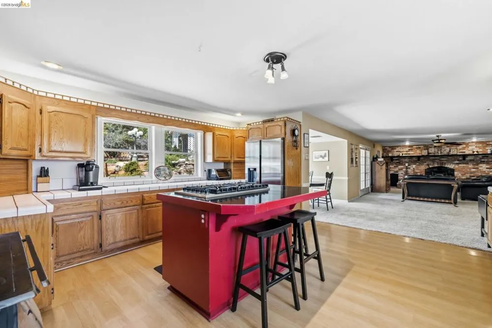 17732 Saddle Dr Tuolumne, CA 95379