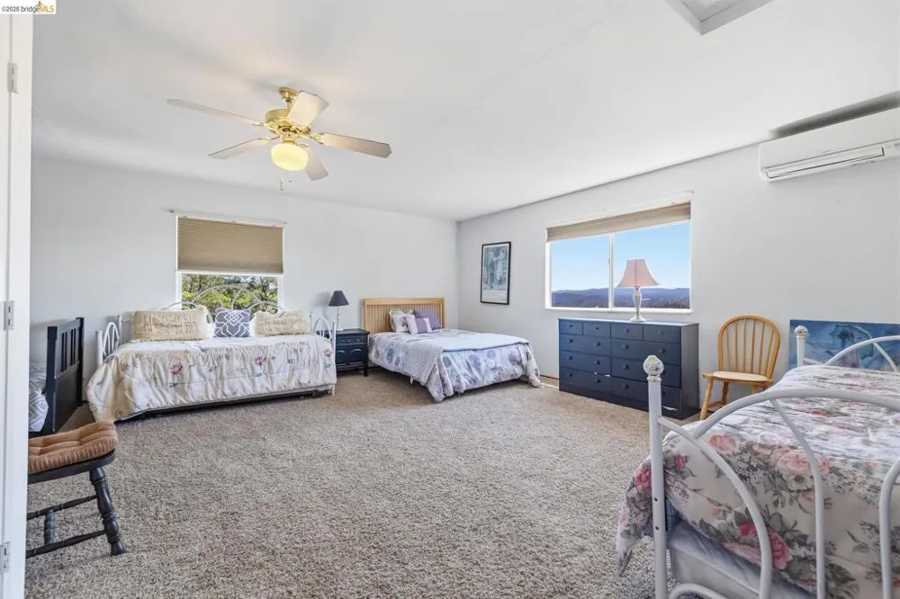17732 Saddle Dr Tuolumne, CA 95379