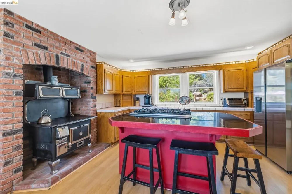 17732 Saddle Dr Tuolumne, CA 95379