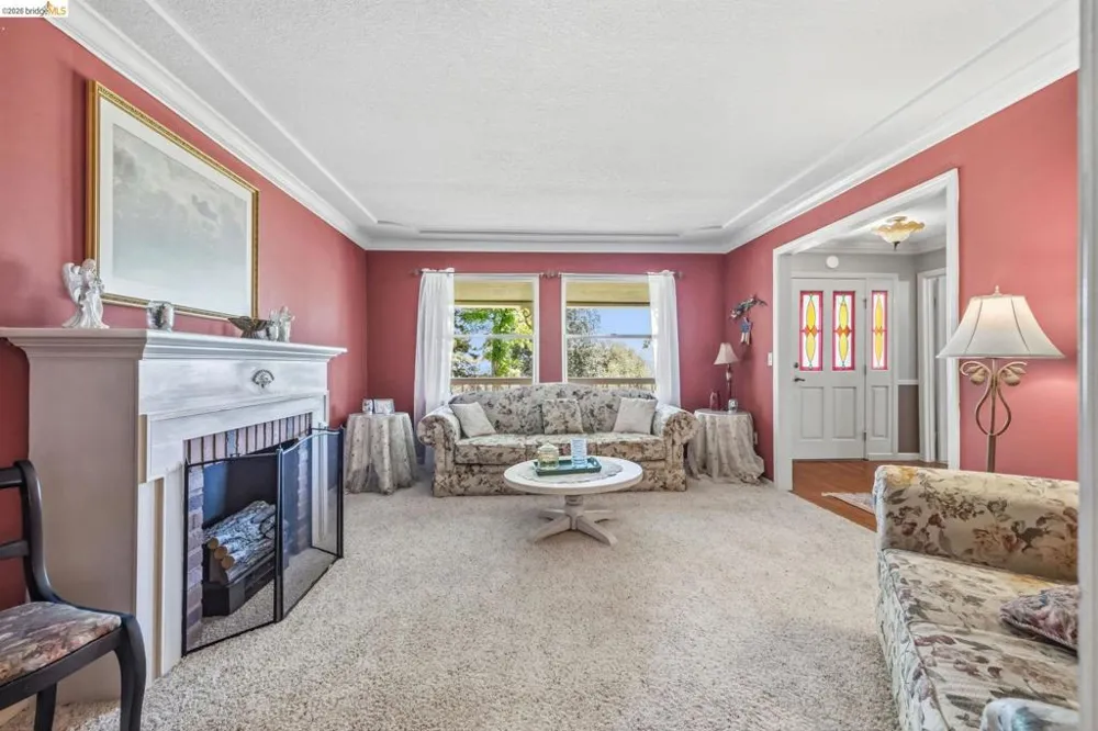 17732 Saddle Dr Tuolumne, CA 95379