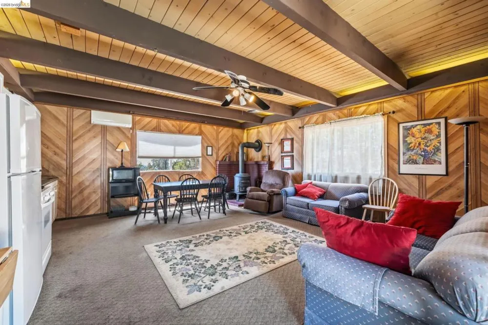 17732 Saddle Dr Tuolumne, CA 95379