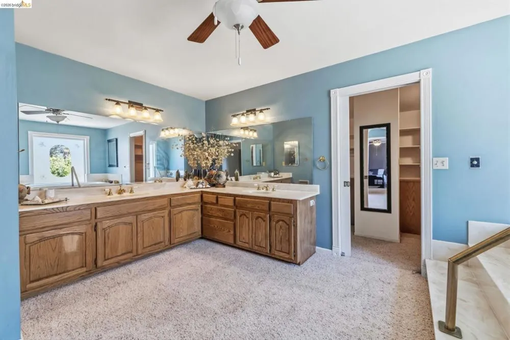 17732 Saddle Dr Tuolumne, CA 95379