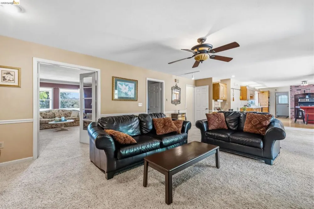 17732 Saddle Dr Tuolumne, CA 95379