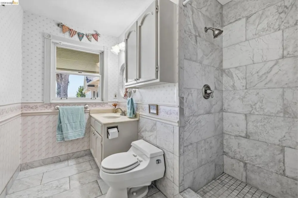 17732 Saddle Dr Tuolumne, CA 95379
