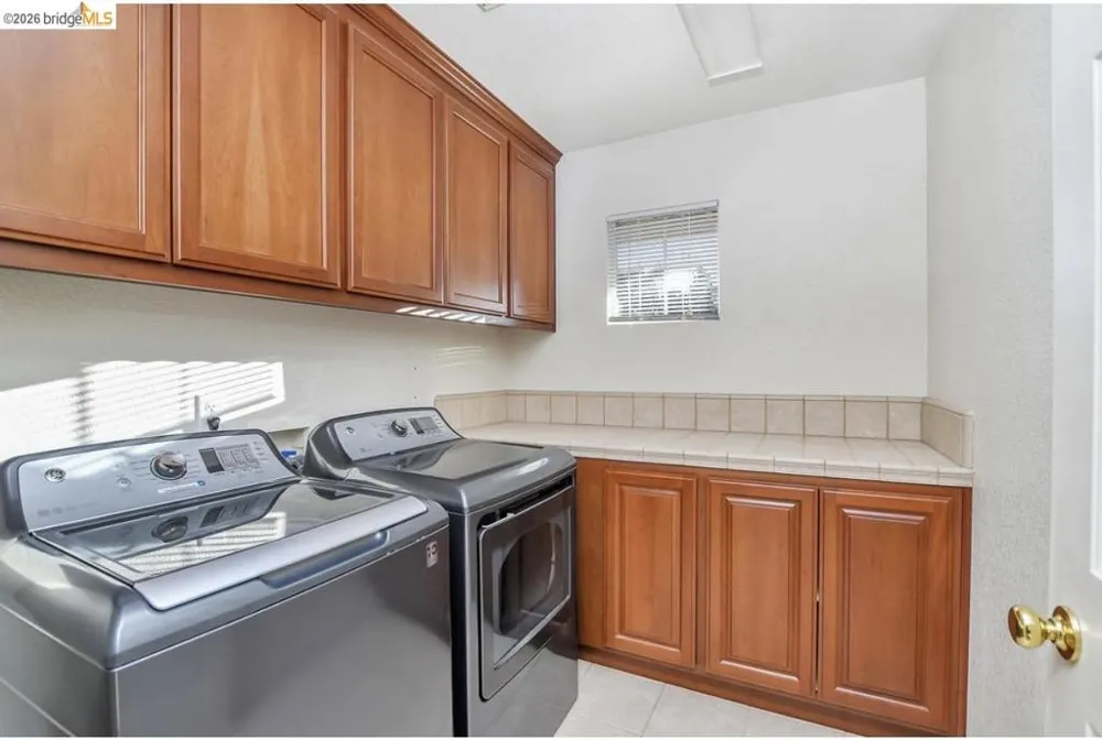 2533 Crescent Way Discovery Bay, CA 94505