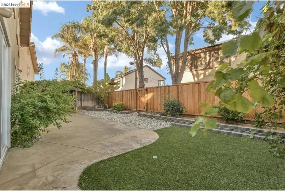 2533 Crescent Way Discovery Bay, CA 94505