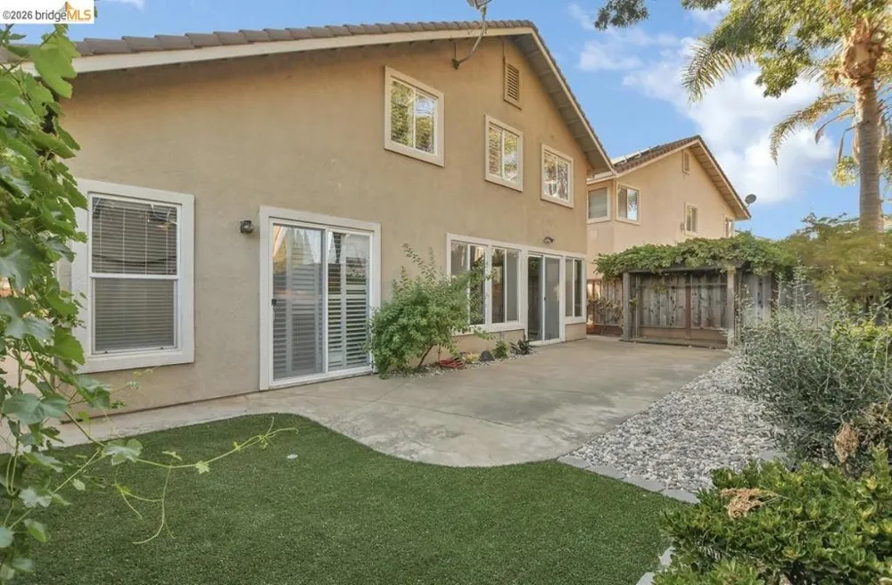 2533 Crescent Way Discovery Bay, CA 94505