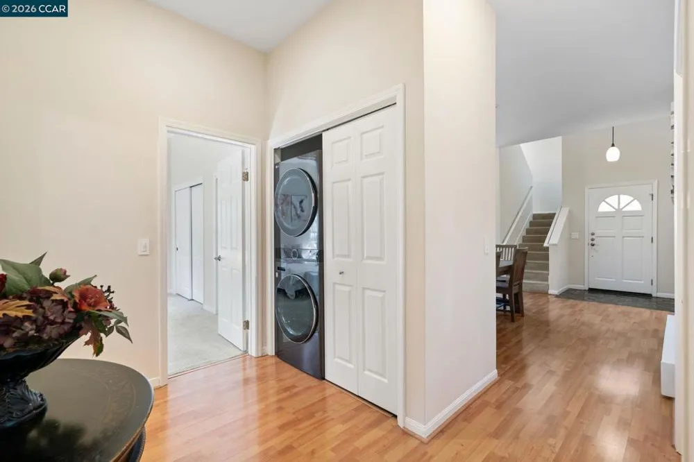 443 College Ave Palo Alto, CA 94306