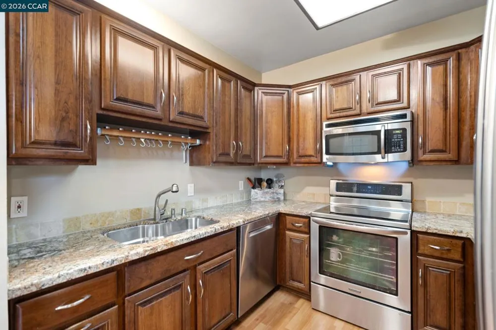 443 College Ave Palo Alto, CA 94306