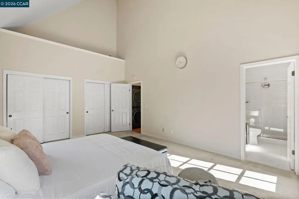 443 College Ave Palo Alto, CA 94306