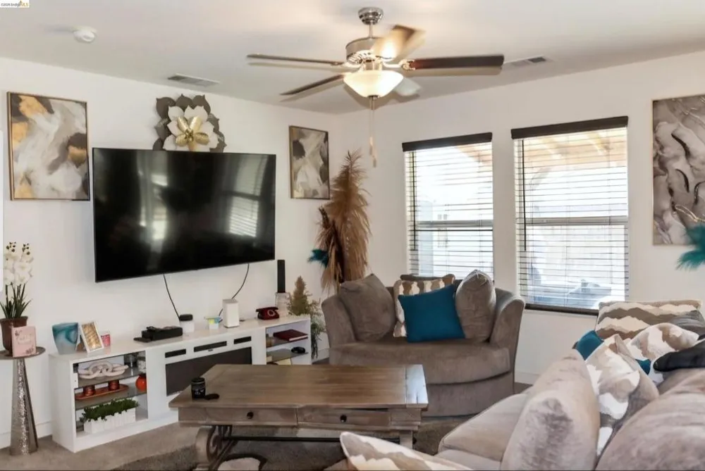 284 Zion Canyon Ct Merced, CA 95341