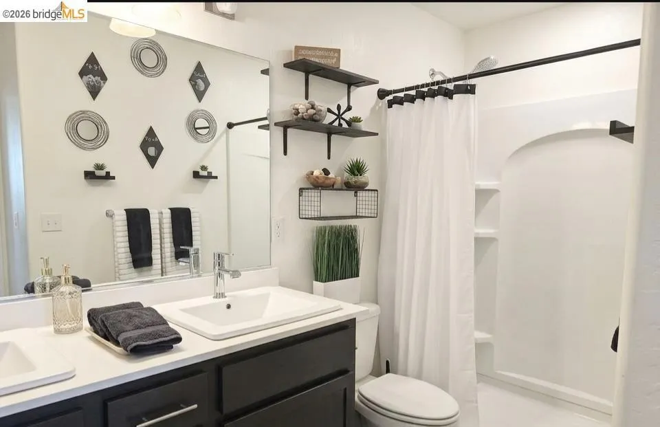 284 Zion Canyon Ct Merced, CA 95341