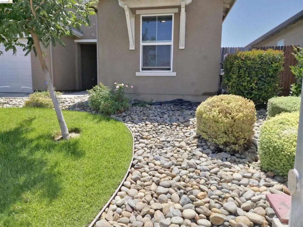 284 Zion Canyon Ct Merced, CA 95341