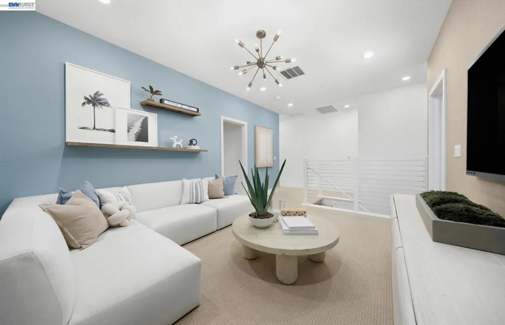 313 E Beatrice Avenue Mountain House, CA 95391