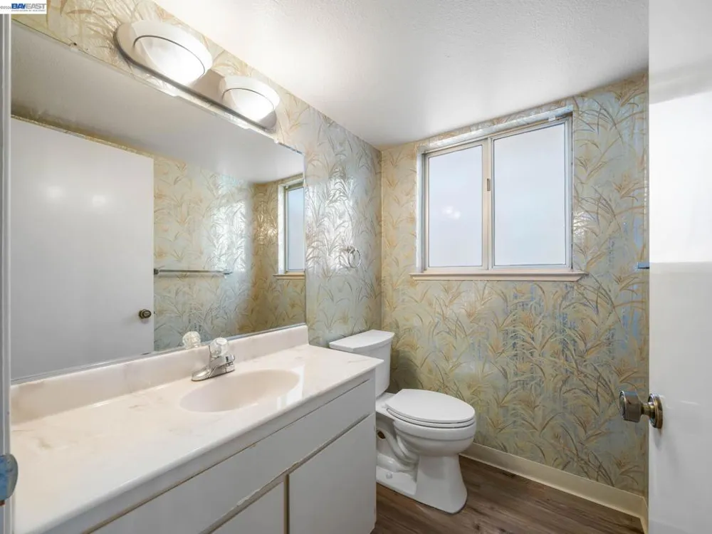 37886 Bright Cmn Fremont, CA 94536