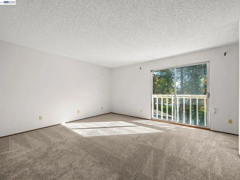 37886 Bright Cmn Fremont, CA 94536