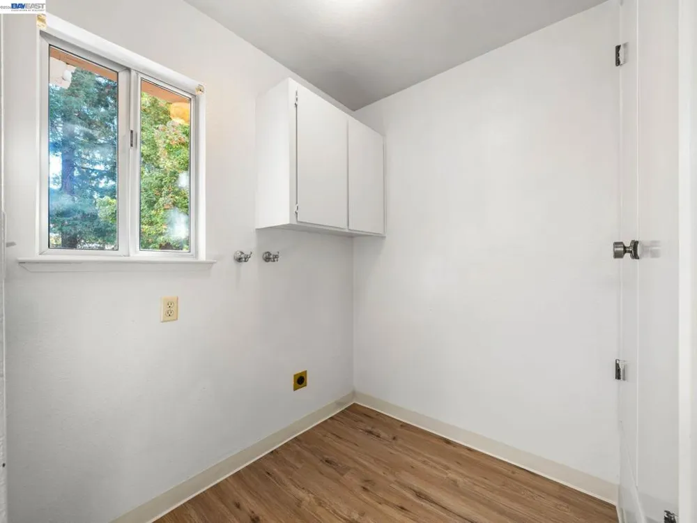 37886 Bright Cmn Fremont, CA 94536