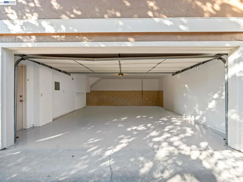 37886 Bright Cmn Fremont, CA 94536