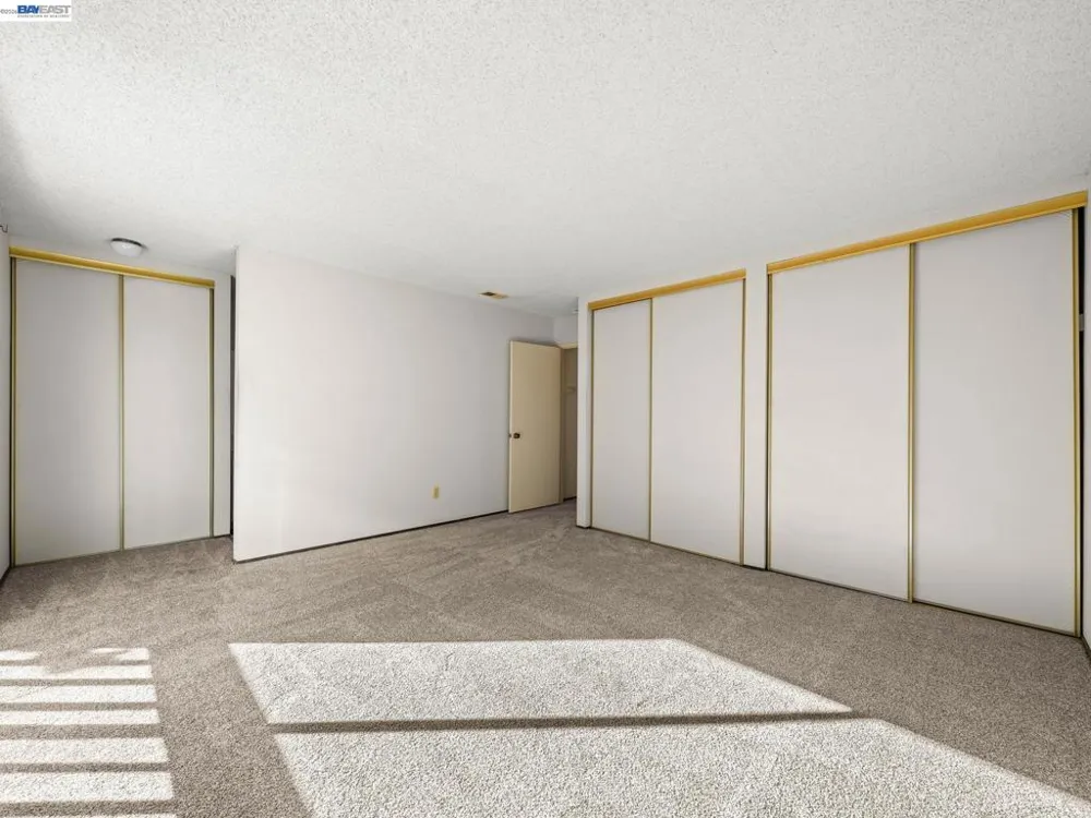 37886 Bright Cmn Fremont, CA 94536