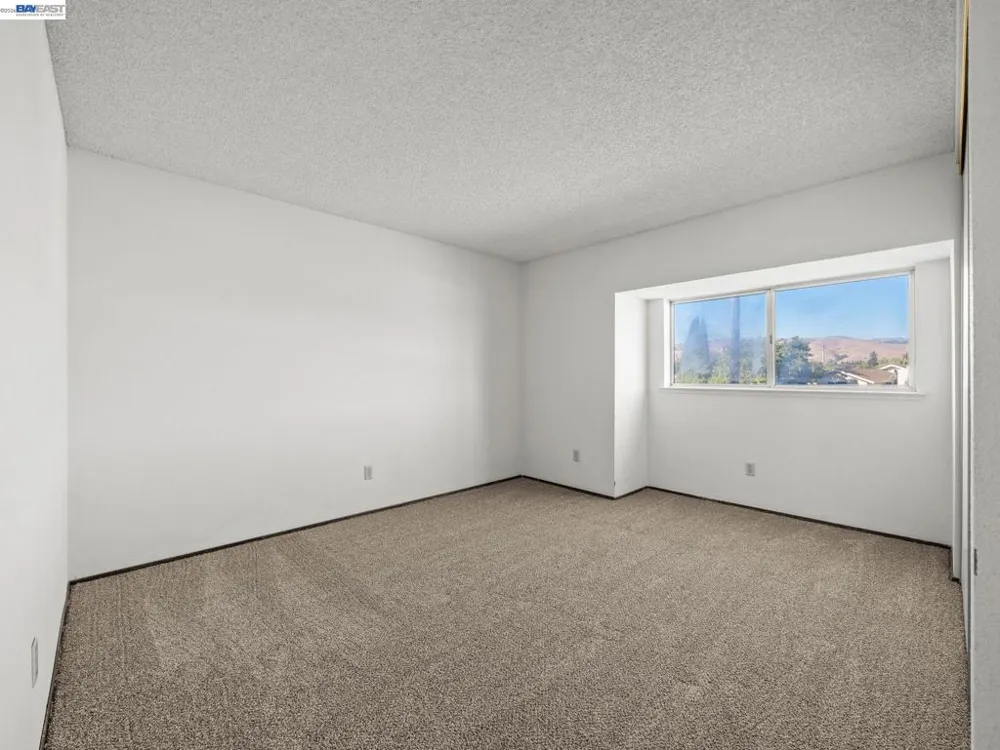 37886 Bright Cmn Fremont, CA 94536