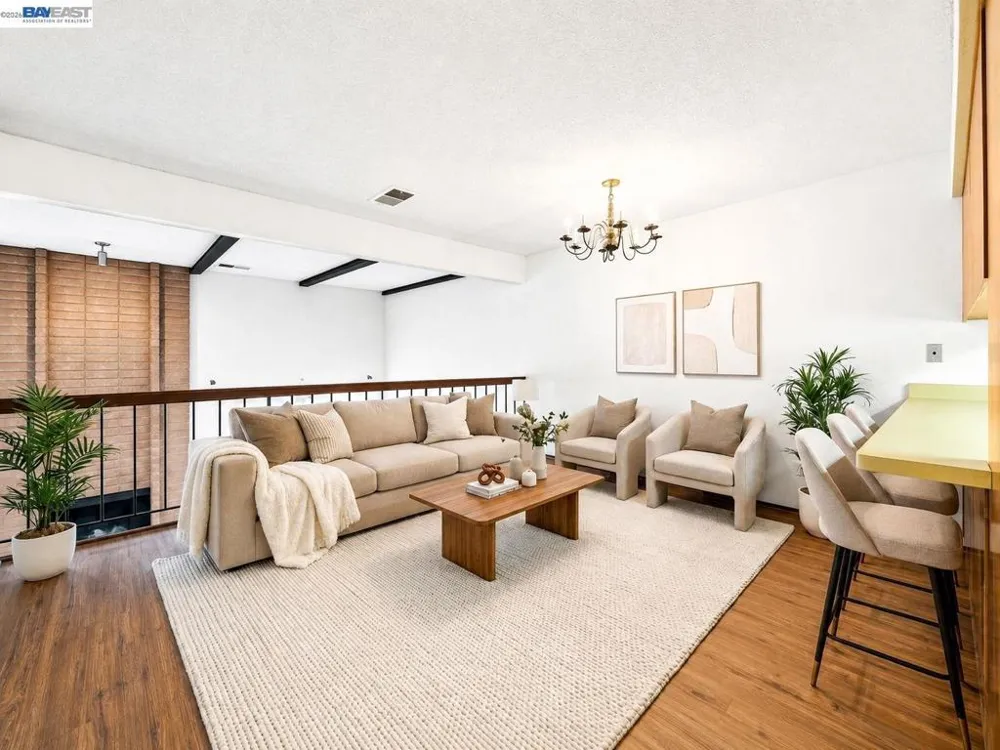 37886 Bright Cmn Fremont, CA 94536