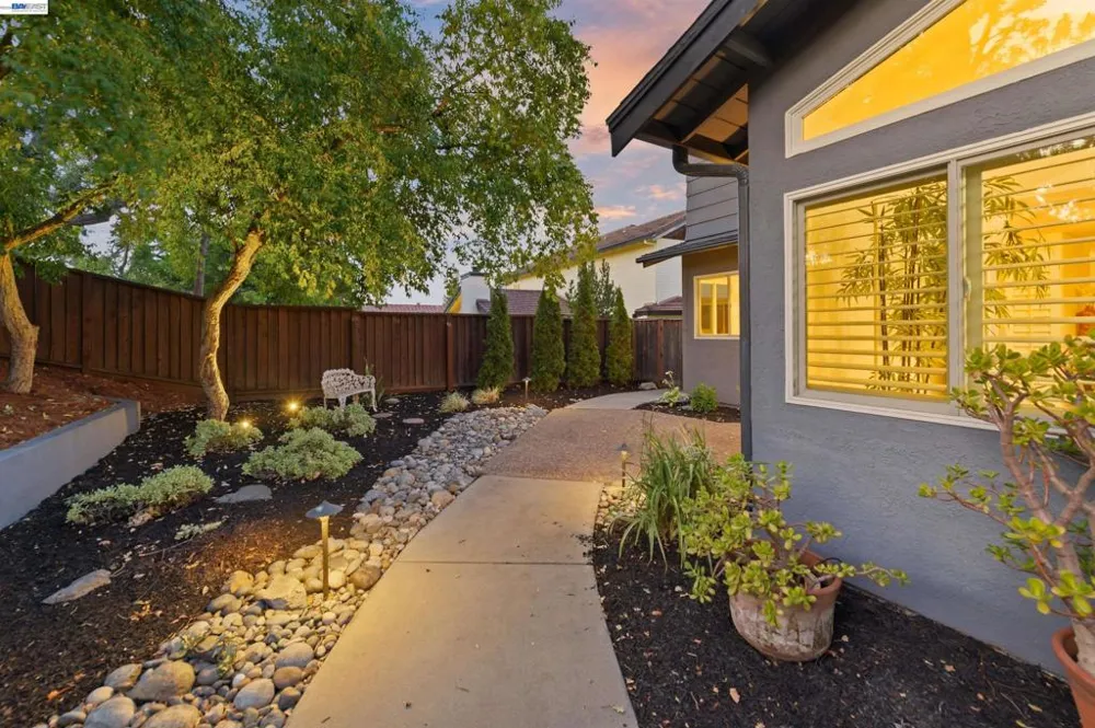 5805 San Carlos Way Pleasanton, CA 94566