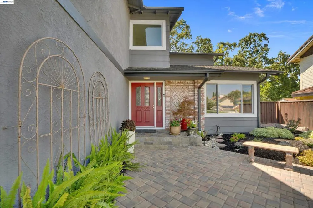 5805 San Carlos Way Pleasanton, CA 94566