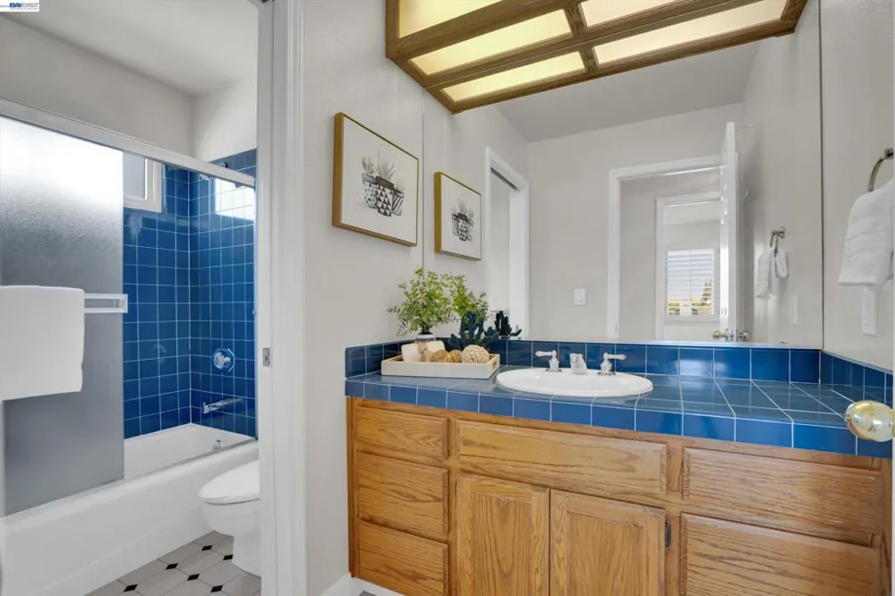 5805 San Carlos Way Pleasanton, CA 94566