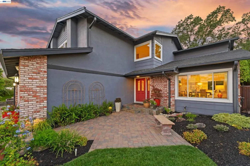 5805 San Carlos Way Pleasanton, CA 94566